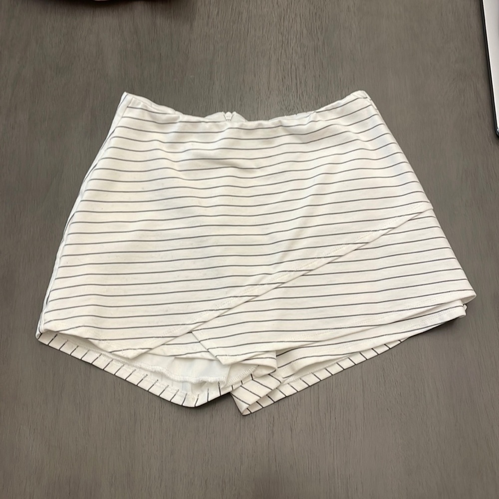 Lulu’s skort